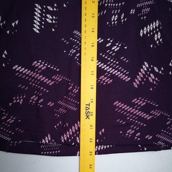 Tek Gear Ladies Size Large Racer Back Purple Pink White Pattern Athletic Top - Picture 6 of 6